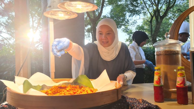 Tasty Traditional Treats with a Twist at Nostalgia Rasa Renaissance, Johor Bahru