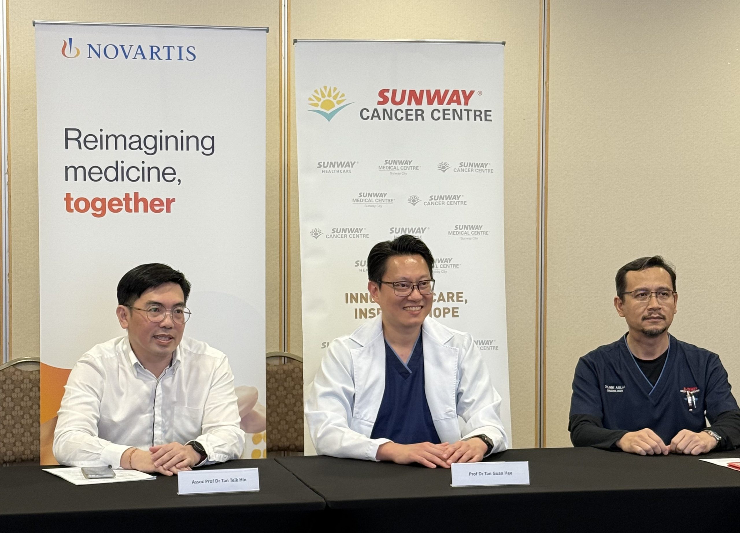 Group Photo 2_(L-R) Assoc Prof Dr Tan Teik Hin, Prof Dr Tan Guan Hee, Dr Nik Muhd Aslan Bin Abdullah