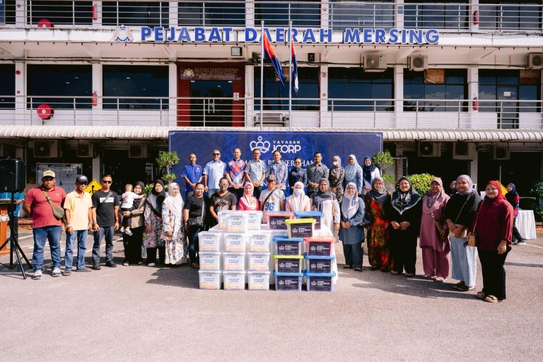 Yayasan JCorp and Yayasan Sultan Ibrahim Johor Continue Monsoon Relief Efforts to Support Island Communities