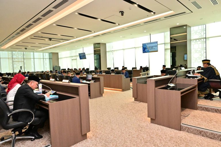 Businesses to Install CCTV and Ensure Clean Toilets to Operates in Johor Bahru