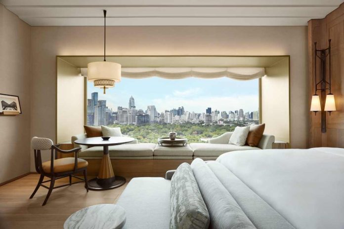 dusit-thani-bangkok-guestroom-deluxe-view