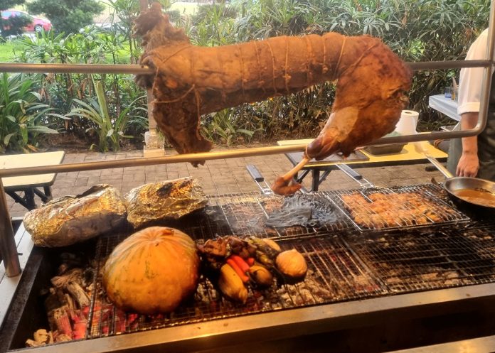 The Balinese live roast at the Cafe BLD balcony